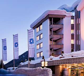 Kongress Hotel Davos im Winter
